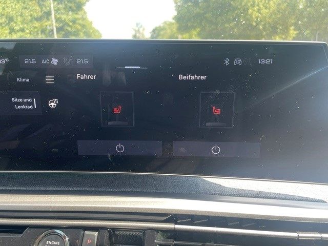 Fahrzeugabbildung Peugeot 3008 Allure MildHybrid 145 E-DSC6