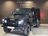 Land Rover Defender 110 SE 2.2 TD4 Station Wagon - Land Rover Defender mit Diesel-Antrieb: Geländewagen, 2.4
