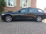 BMW 520d Touring Sport Line/Leder/ Sportsitze/AHK - BMW 520 in Freiburg