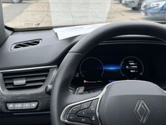 Fahrzeugabbildung Arkana Esprit Alpine Mild Hybrid 140 EDC Schiebe