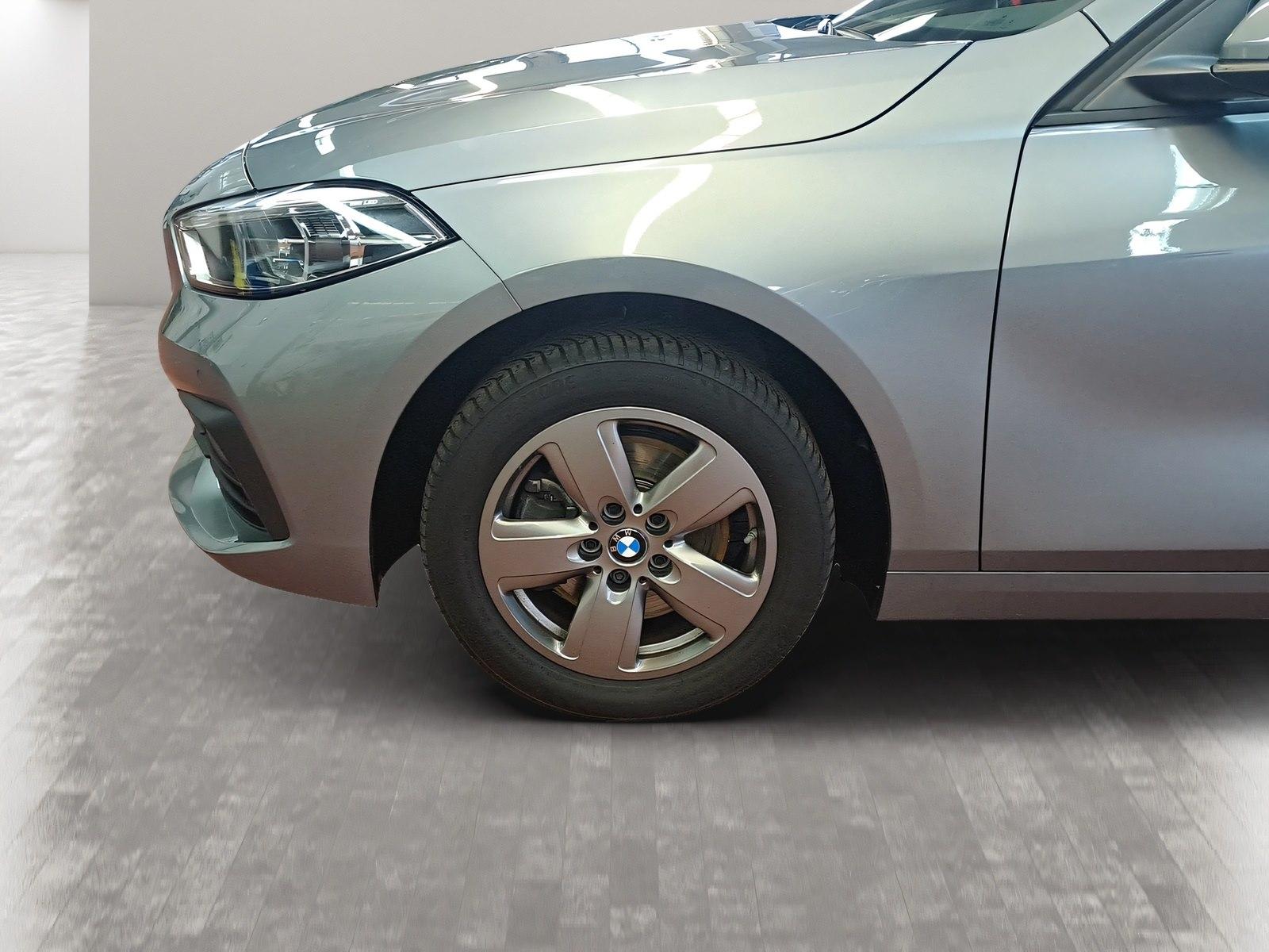 BMW 118i LiveCockpitProf PDC LED Sitzheizung