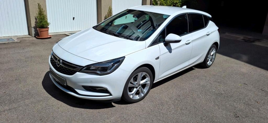 Image of Opel Astra