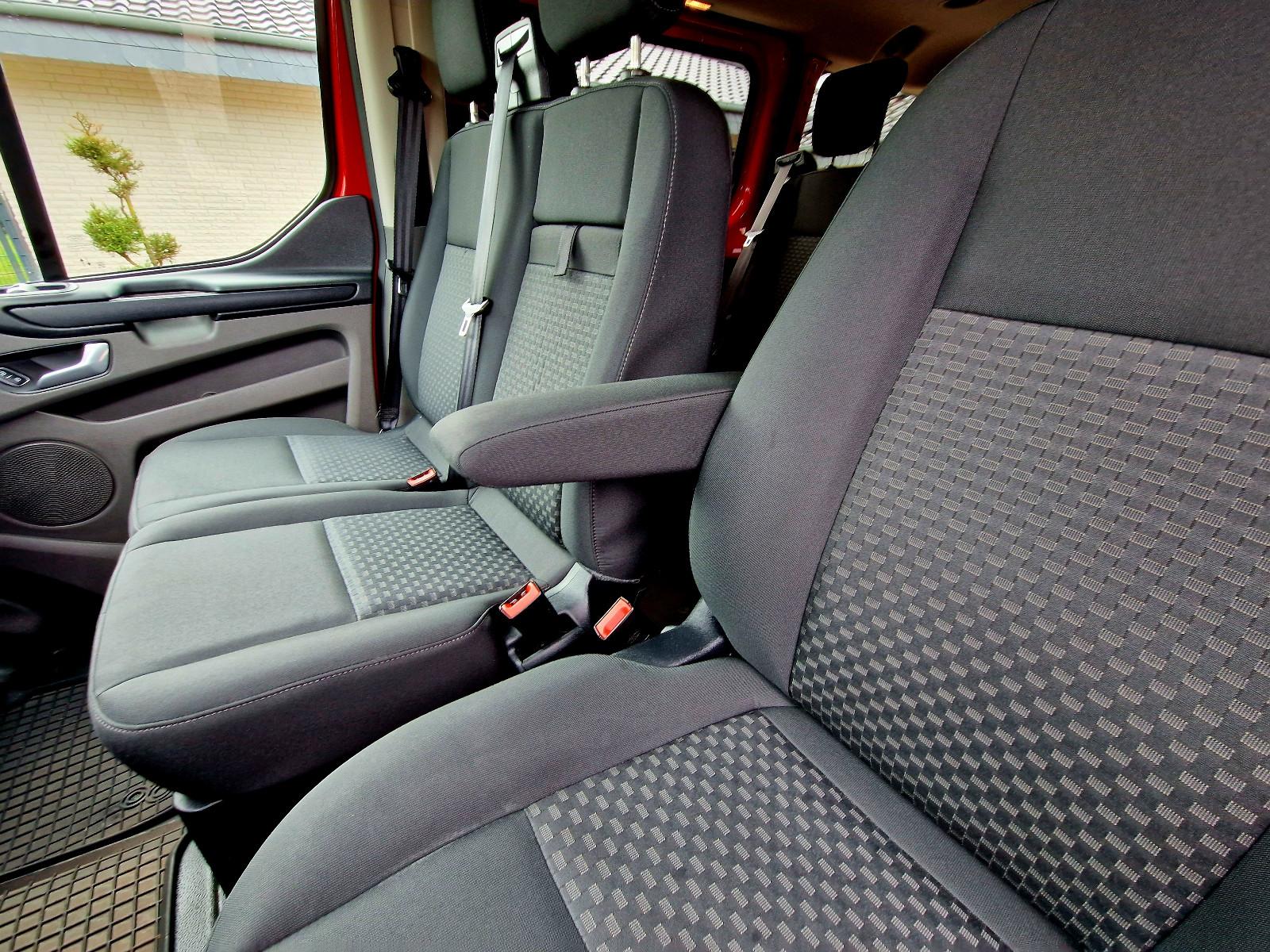 Ford Transit Custom Kombi 320 L1 (9-Sitzer, 2x Klima)