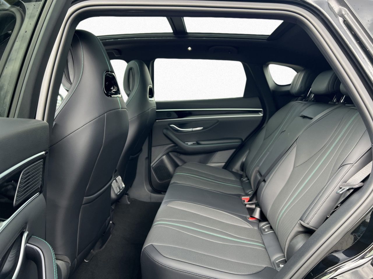 BYD SEAL