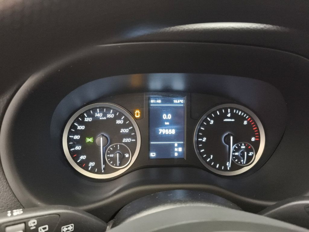 Mercedes-Benz Vito 116 KA/L Automatik Navi Klima AHK