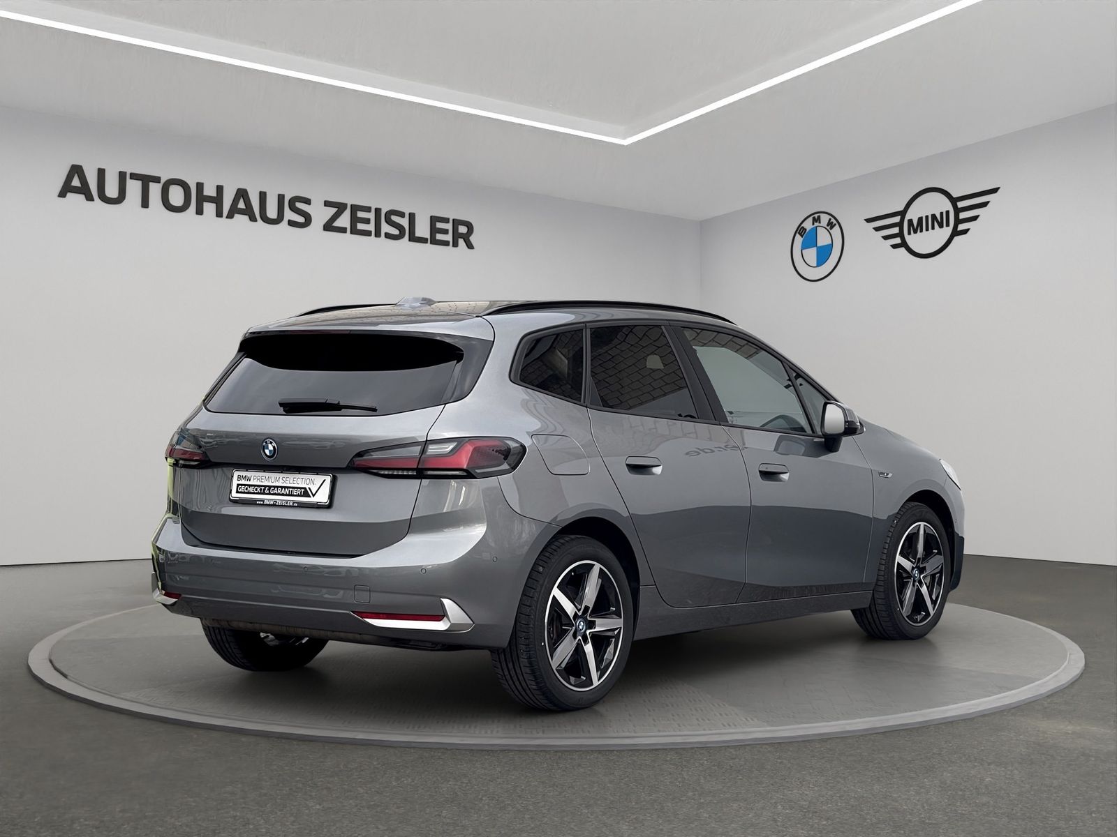BMW 230e xDrive Active Tourer Head-Up Parkassistent foto 2