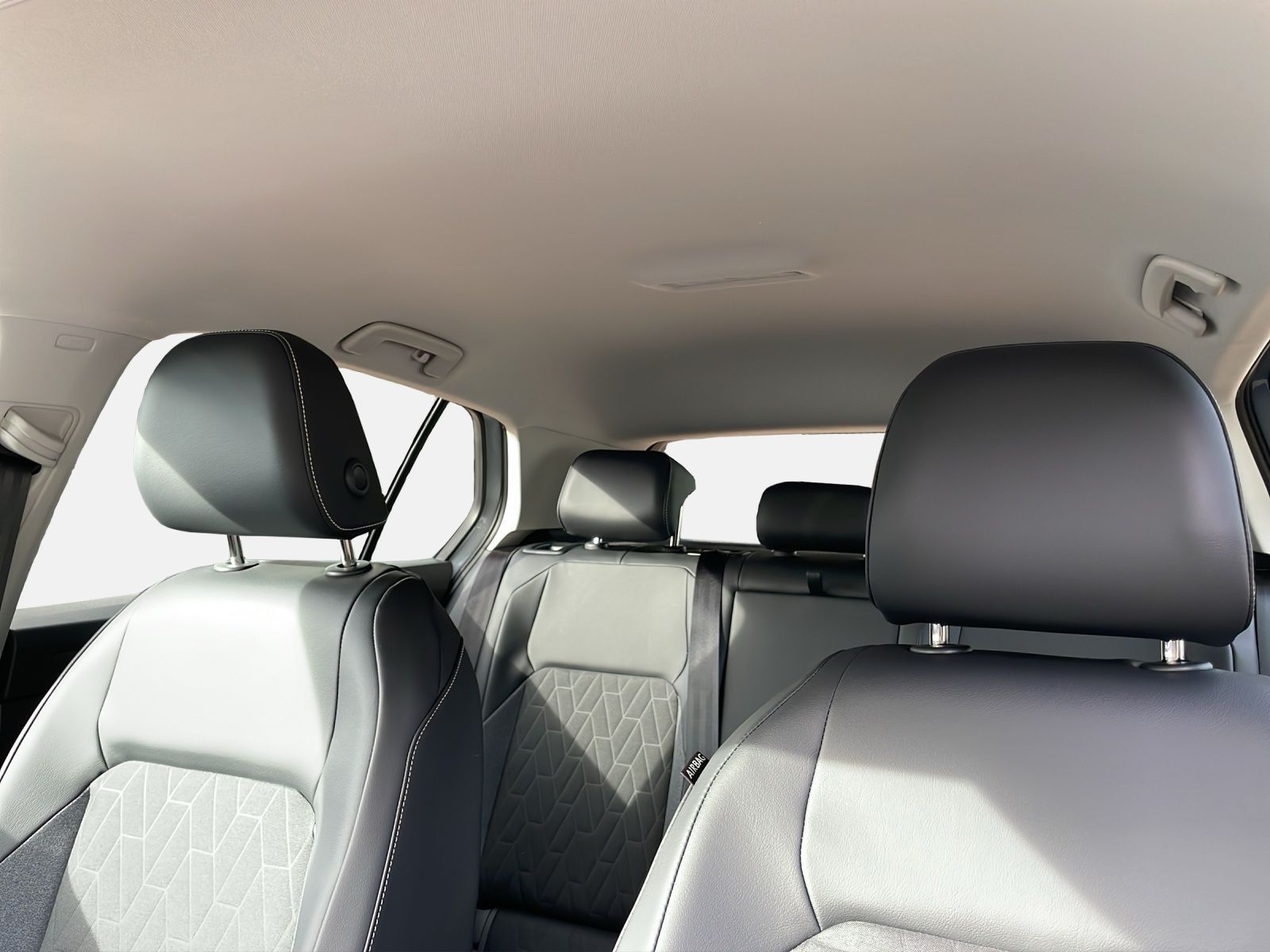 Volkswagen Golf - Bild 12