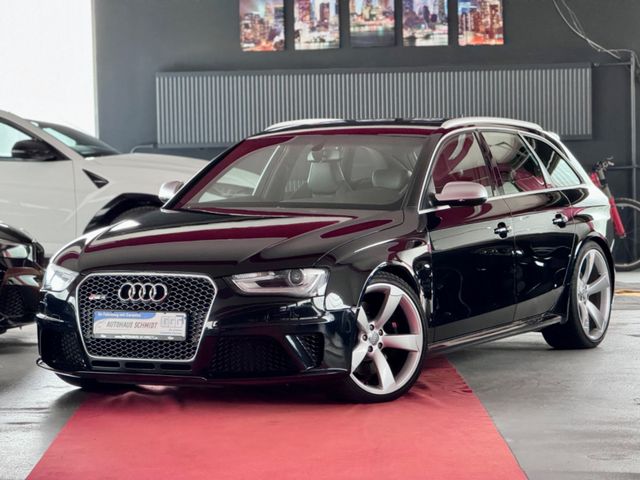 Audi RS4 Avant 4.2 FSI quattro Navi MMi Carbon Rotor