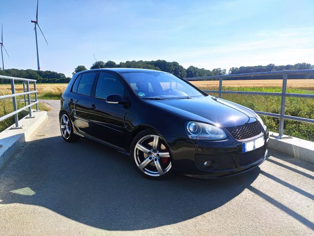 Volkswagen VW Golf 5 GTI Edition Pirelli