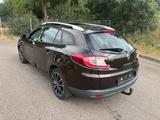 Renault Megane III Kombi BOSE Ed. 1,6dCI Kamera/Pano/AHK - Renault Megane Gebrauchtwagen in Freiburg