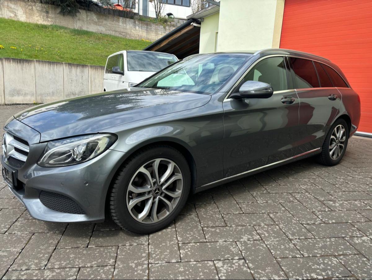 Mercedes-Benz C 200 C T-Modell C 200 T d G-Tronic Plus Leder