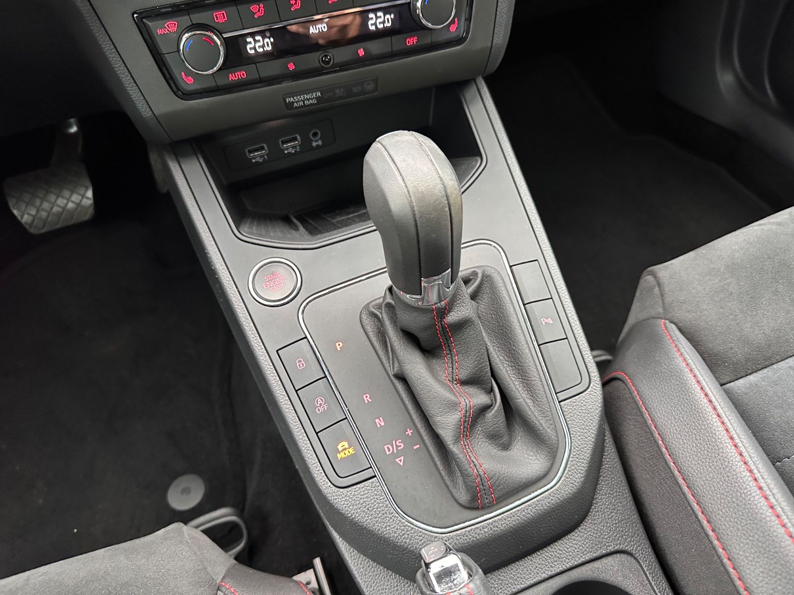 Fahrzeugabbildung SEAT Ibiza FR 1.0 TSI DSG Sportline/ACC/LED/Kamera