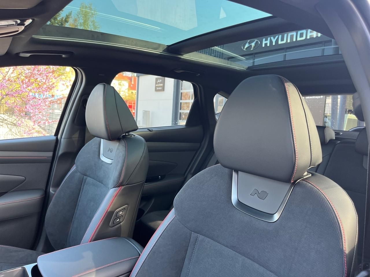 Fahrzeugabbildung Hyundai TUCSON N-LINE X *PANO* SHZ*LHZ*NAVI*BT*
