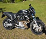 Buell M2 Cyclone  - BUELL M2 CYCLONE