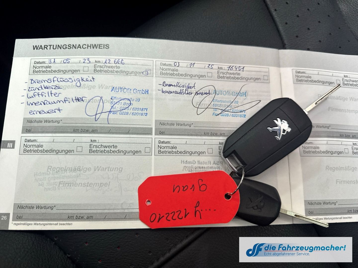 Fahrzeugabbildung Peugeot 2008 GT-LINE Allure Panorama Navi Leder ACC 2-Zo