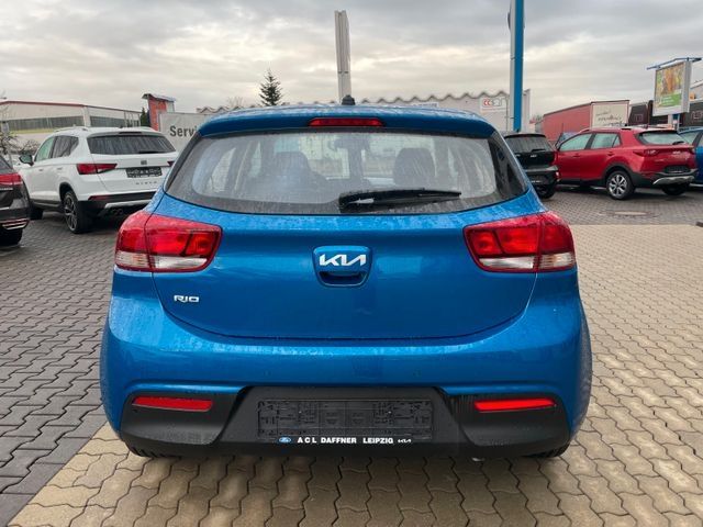 Fahrzeugabbildung Kia Rio Comfort PDC, Klima, Bluetooth