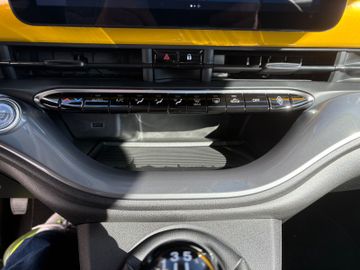 Fahrzeugabbildung Fiat 500 1.0 Hybrid FireFly Torino Temp LED Klimaaut.