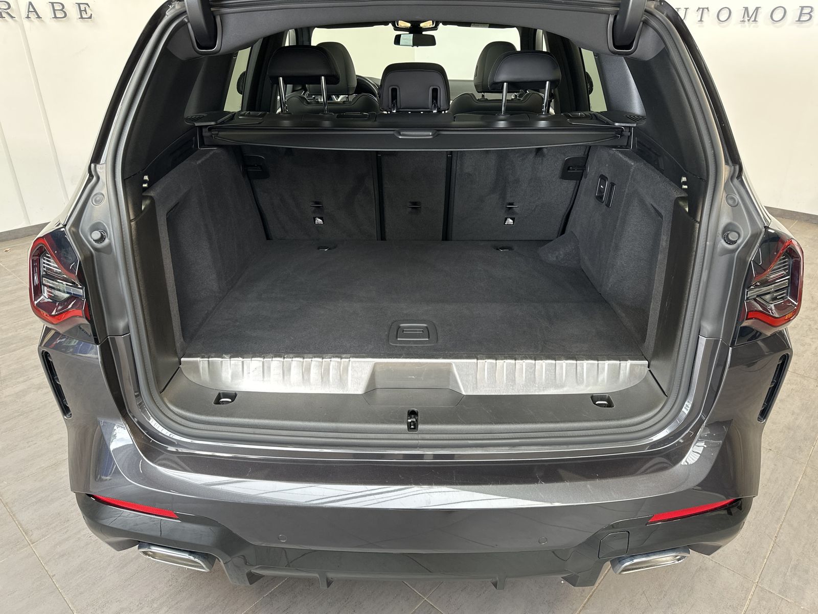 Fahrzeugabbildung BMW X3 xDrive30e M-Sport NAV+LED+HUD+PANO+AHK+20ZOLL