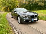 BMW   118d | TÜV 02.27 | 8-fach bereift | Scheckheft