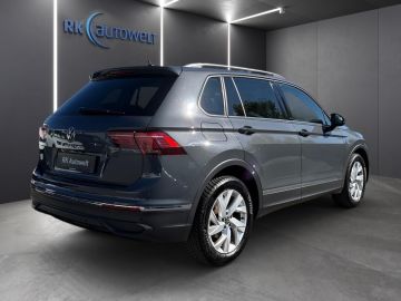 Volkswagen Tiguan - 4