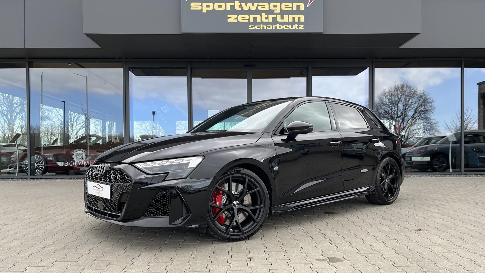 Audi RS 3 Sportback Pano HUD Sportabgas Matrix SONOS