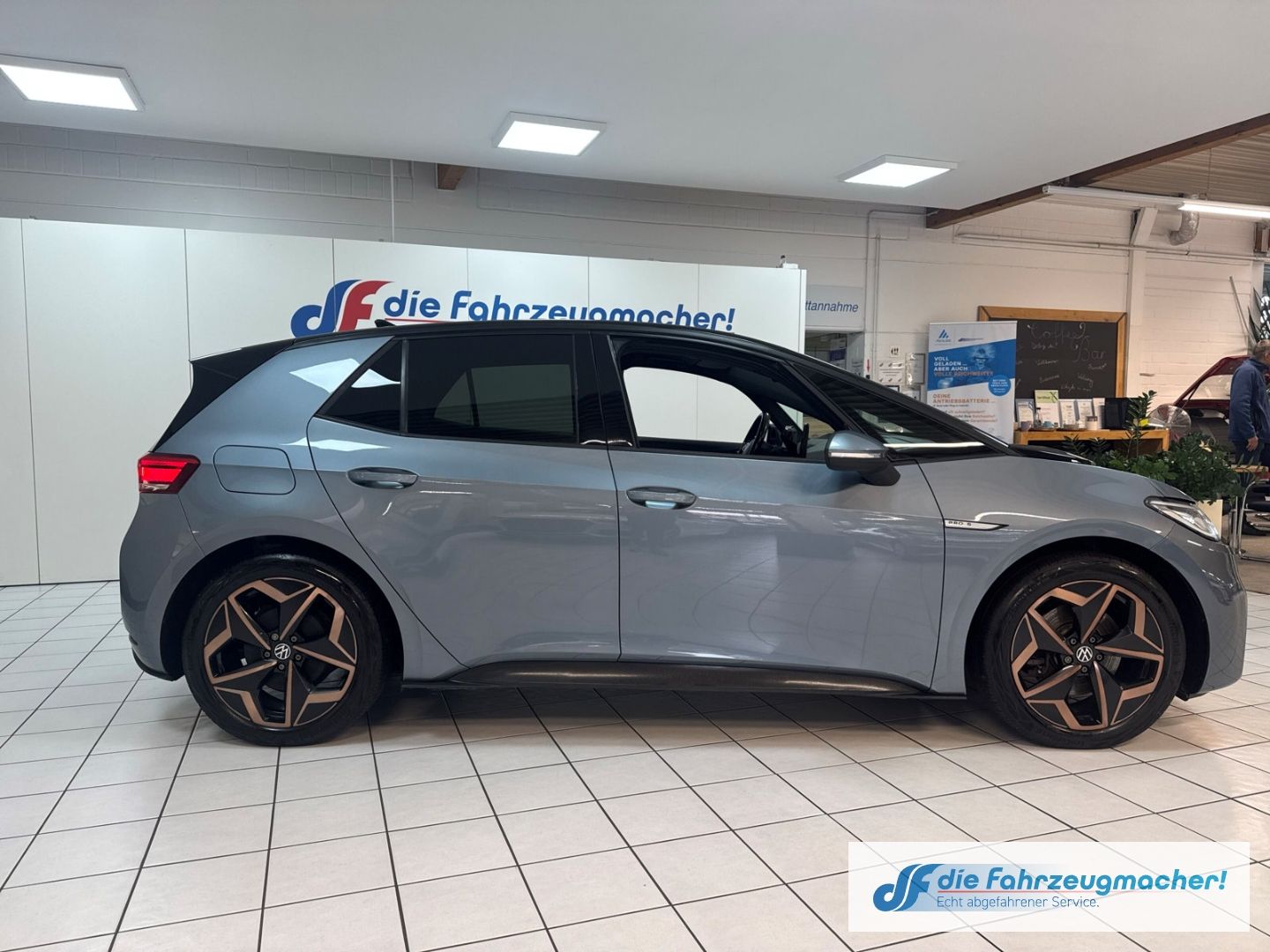 Fahrzeugabbildung Volkswagen ID.3 Pro S 150 kW Tour HUD StandHZG Navi Digital