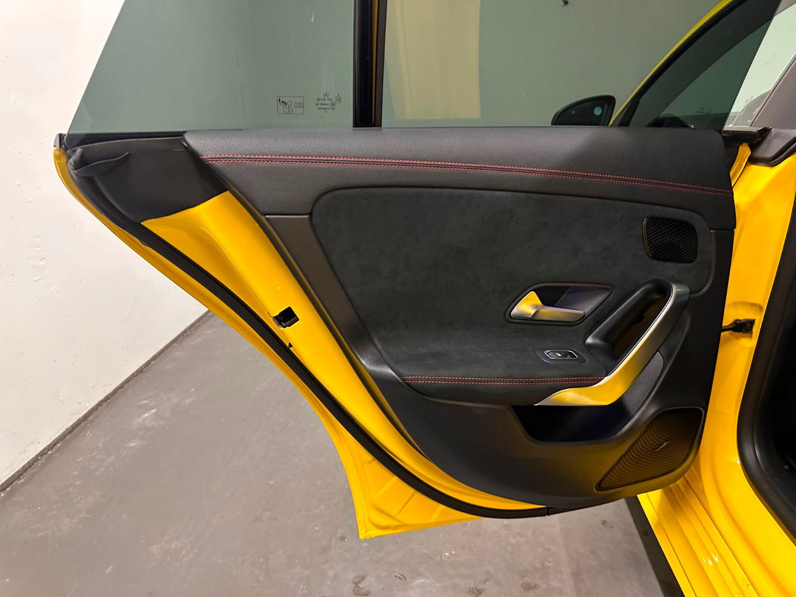 Fahrzeugabbildung Mercedes-Benz CLA 250 SB *AMG-LINE*NIGHT*PANO*DISTRO*KLG
