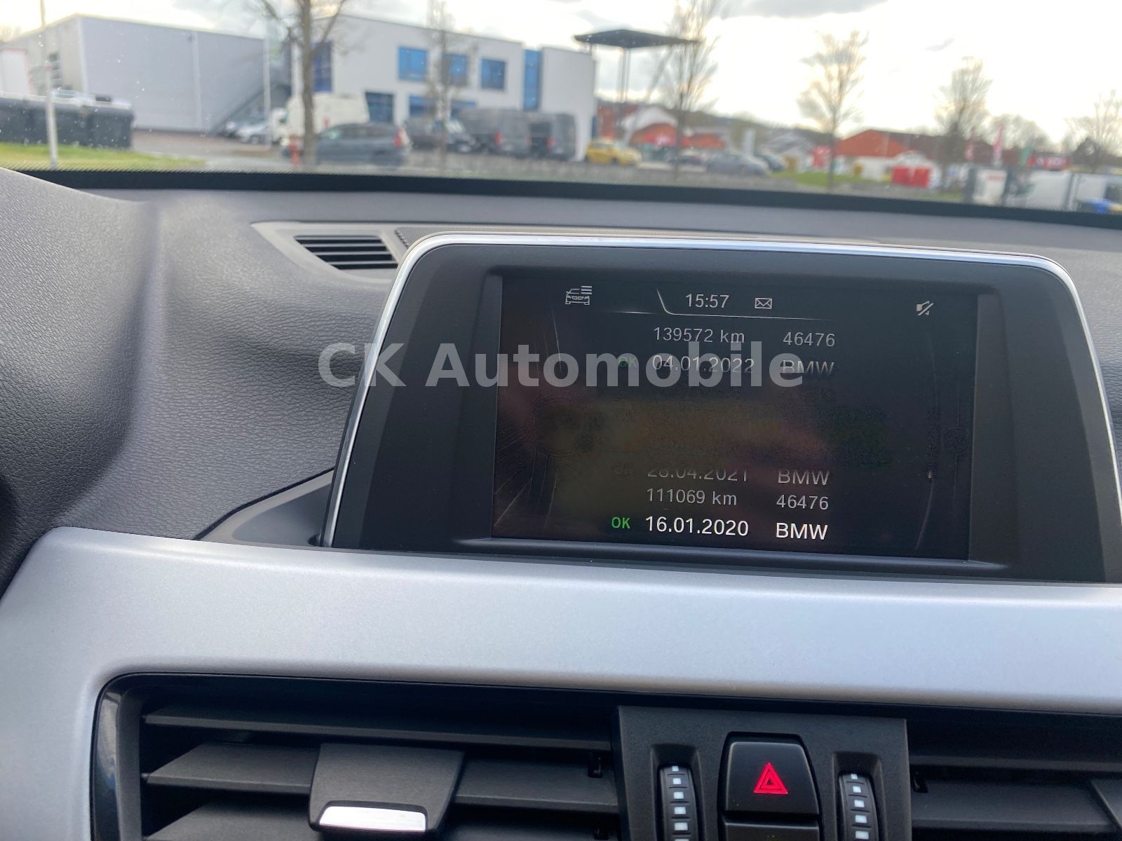 Fahrzeugabbildung BMW X1 xDrive 20d Advantage Autom./Navi/Pano/LED/PDC