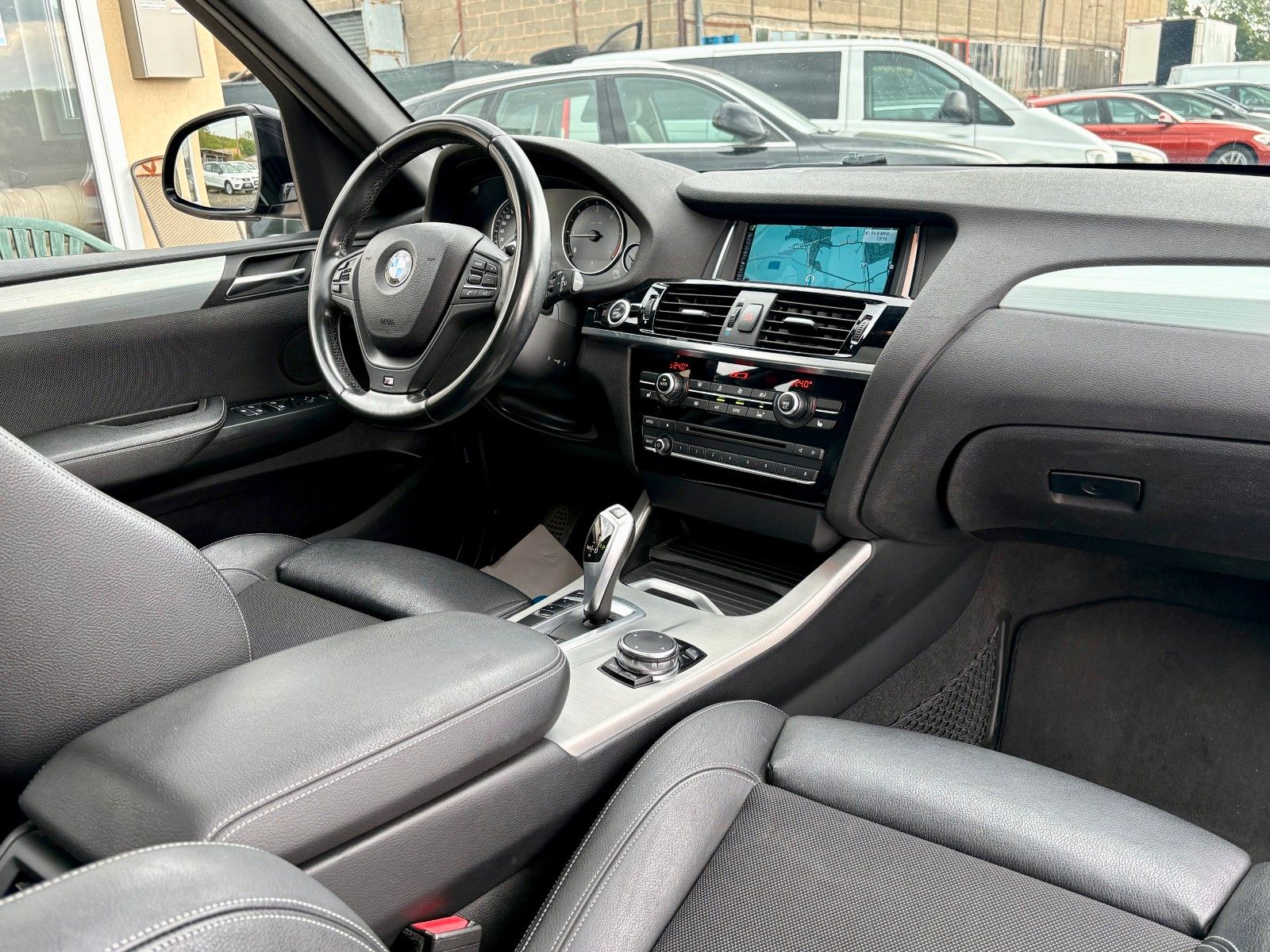 Fahrzeugabbildung BMW X3 xDrive20d Aut. M SPORTPAKET Navi Xenon Panor