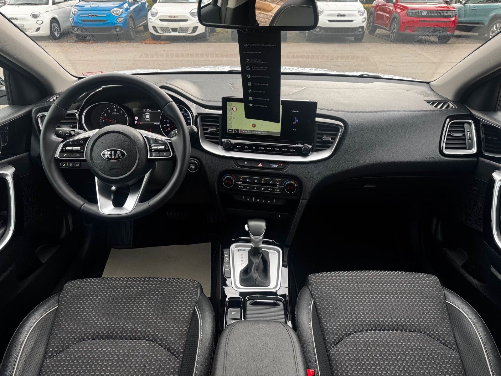 Fahrzeugabbildung Kia XCEED 1.5T SPIRIT 160PS NAV GLASDACH