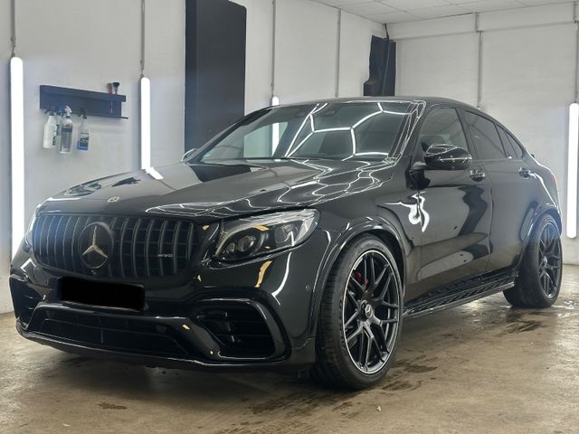 MERCEDES-BENZ AMG GLC 63 S°NIGHT PACKET°TÜV NEU*360°HUD°NAVI°