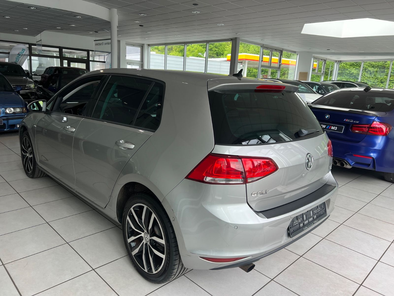 Fahrzeugabbildung Volkswagen Golf VII Lim. Cup 1.6 TDI DSG