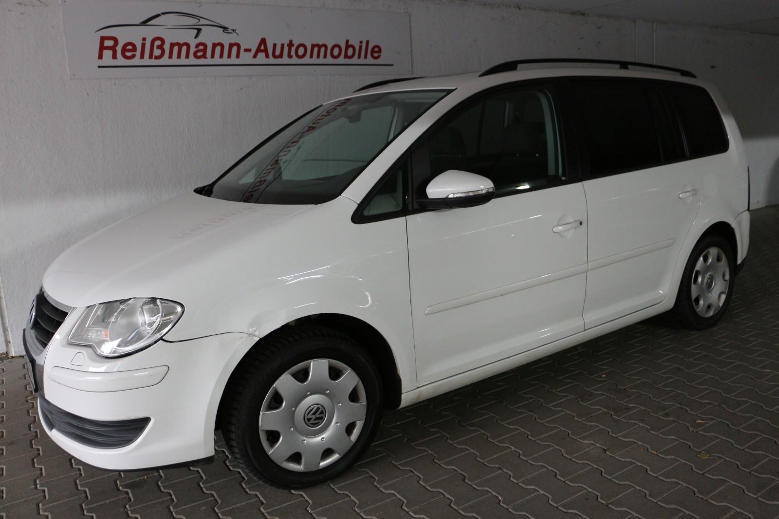 Volkswagen Touran, Klima, Sitzheizung, el. Schiebedach