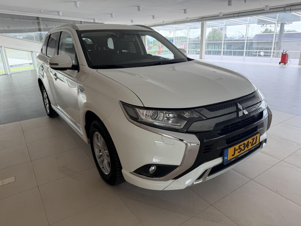 Mitsubishi Outlander 2.4 PHEV Pure