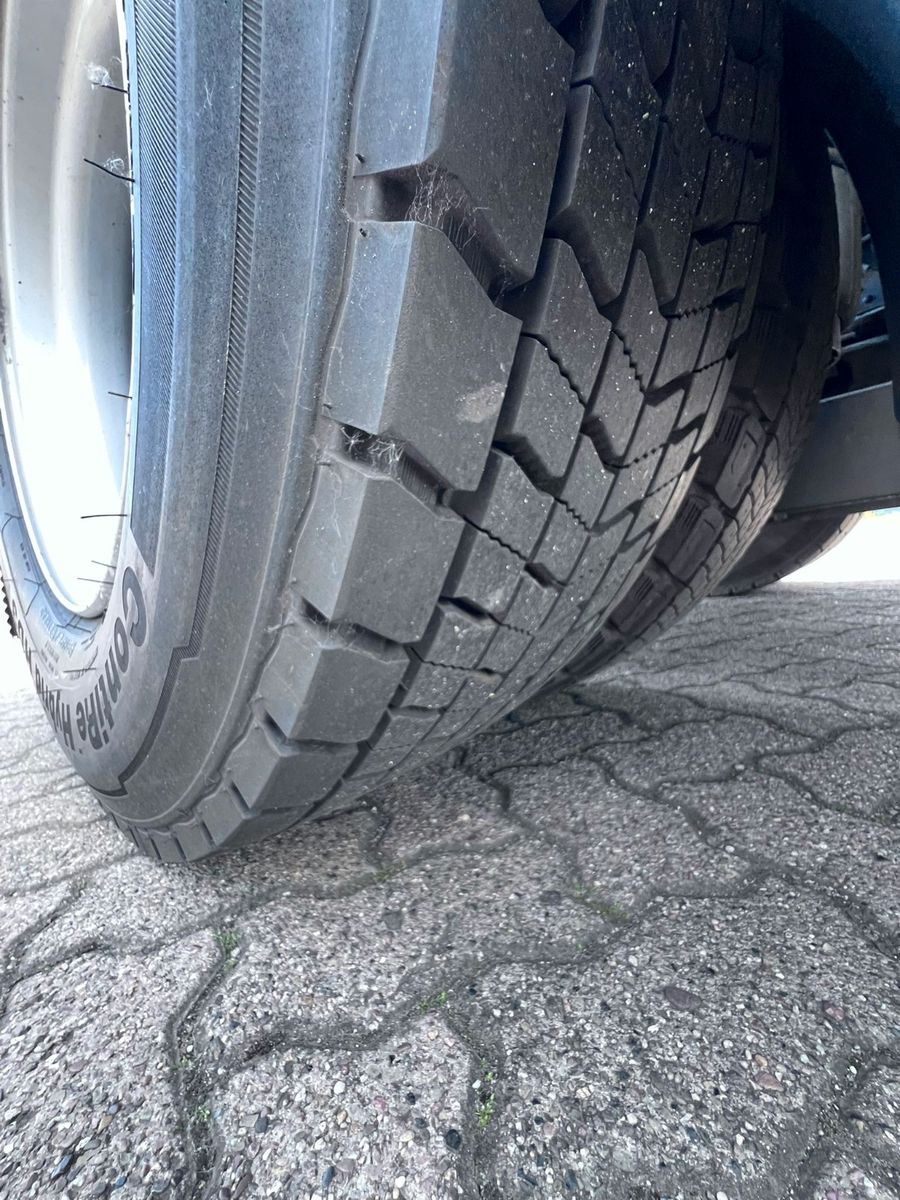 Fahrzeugabbildung DAF 2x Stück XF 480 FT, Intarder, Bj. 2021