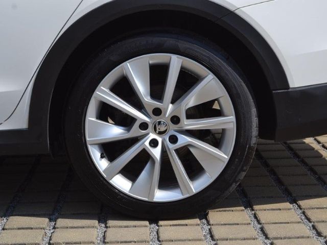 Octavia 2.0 TDI 4x4 DSG Scout AHK/MATRIX/NAVI/IN