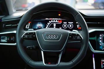 صورة مصغرة 28 لـ 2025 AUDI RS7