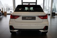 AUDI A1 Sportback 40 TFSI | 2 x S line | LED | SONOS AUDI A1 Sportback 40 TFSI | 2 x S line | LED | SONOS