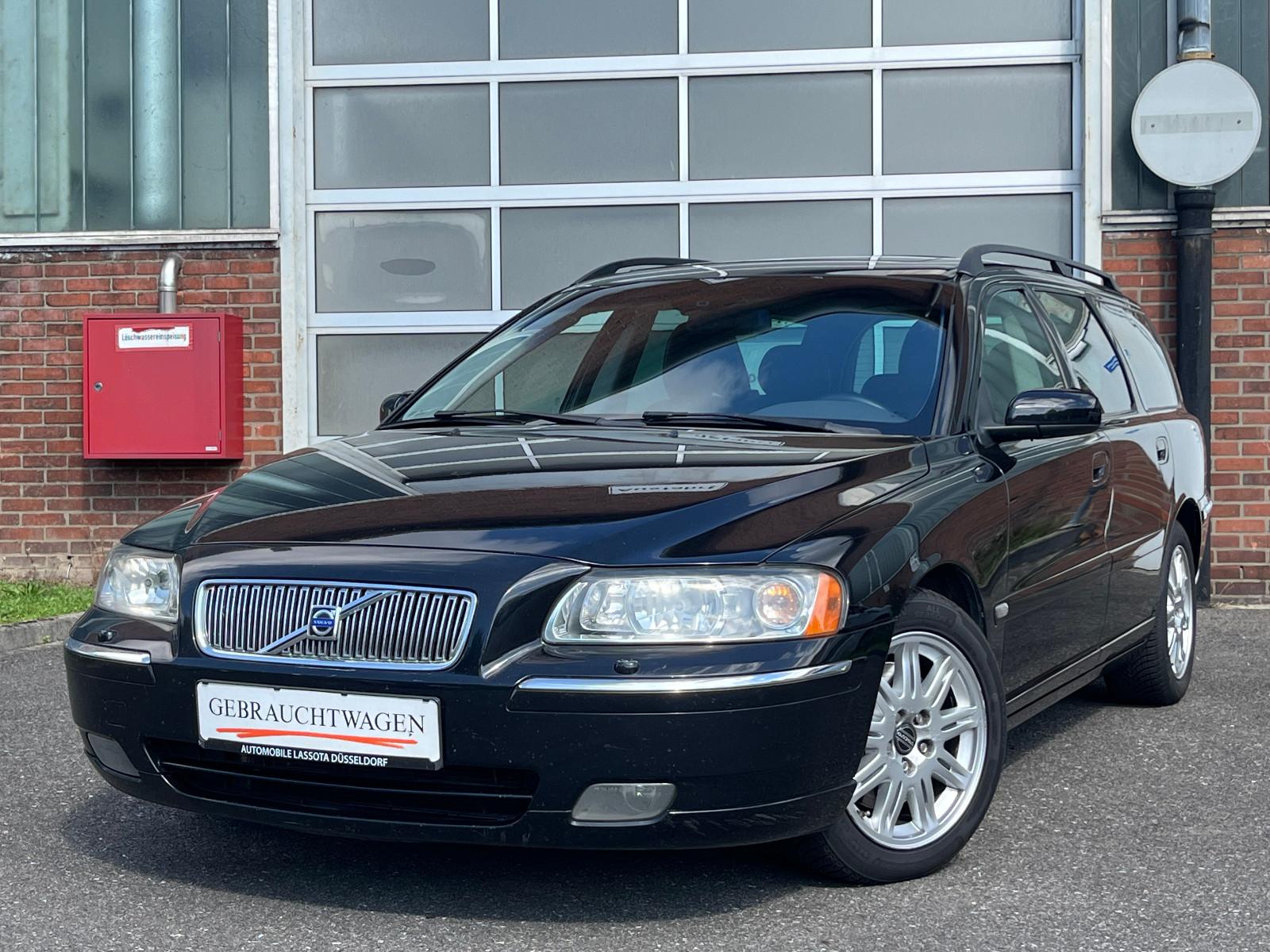 Volvo V70 2.5T Summum *AHK*Leder*Memory*SHZ*