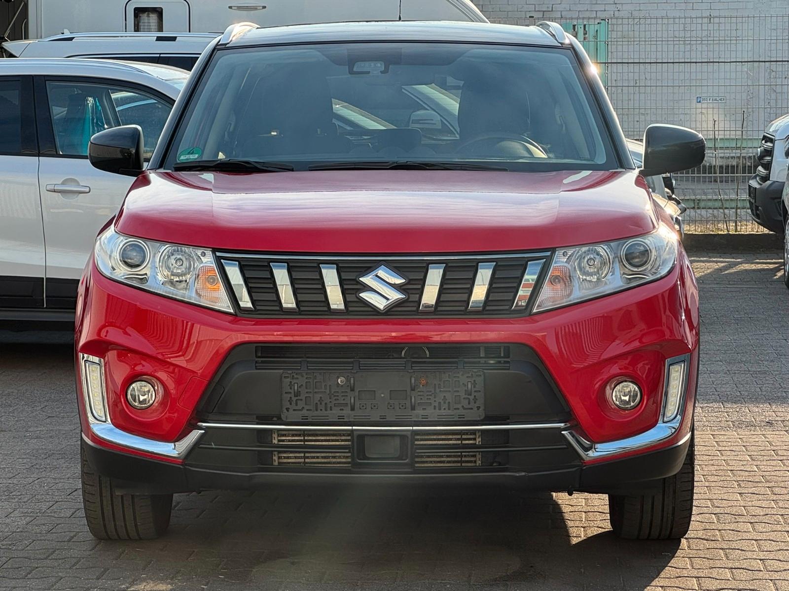 Suzuki Vitara 1.0 Comfort 4x4 Navi RückKamera ACC SHZ