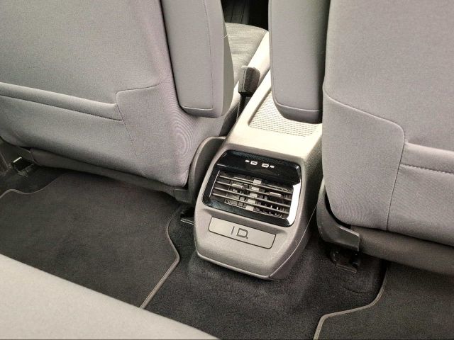 ID.4 PRO PERFORMANCE ACC+NAVI+CAM+SHZ