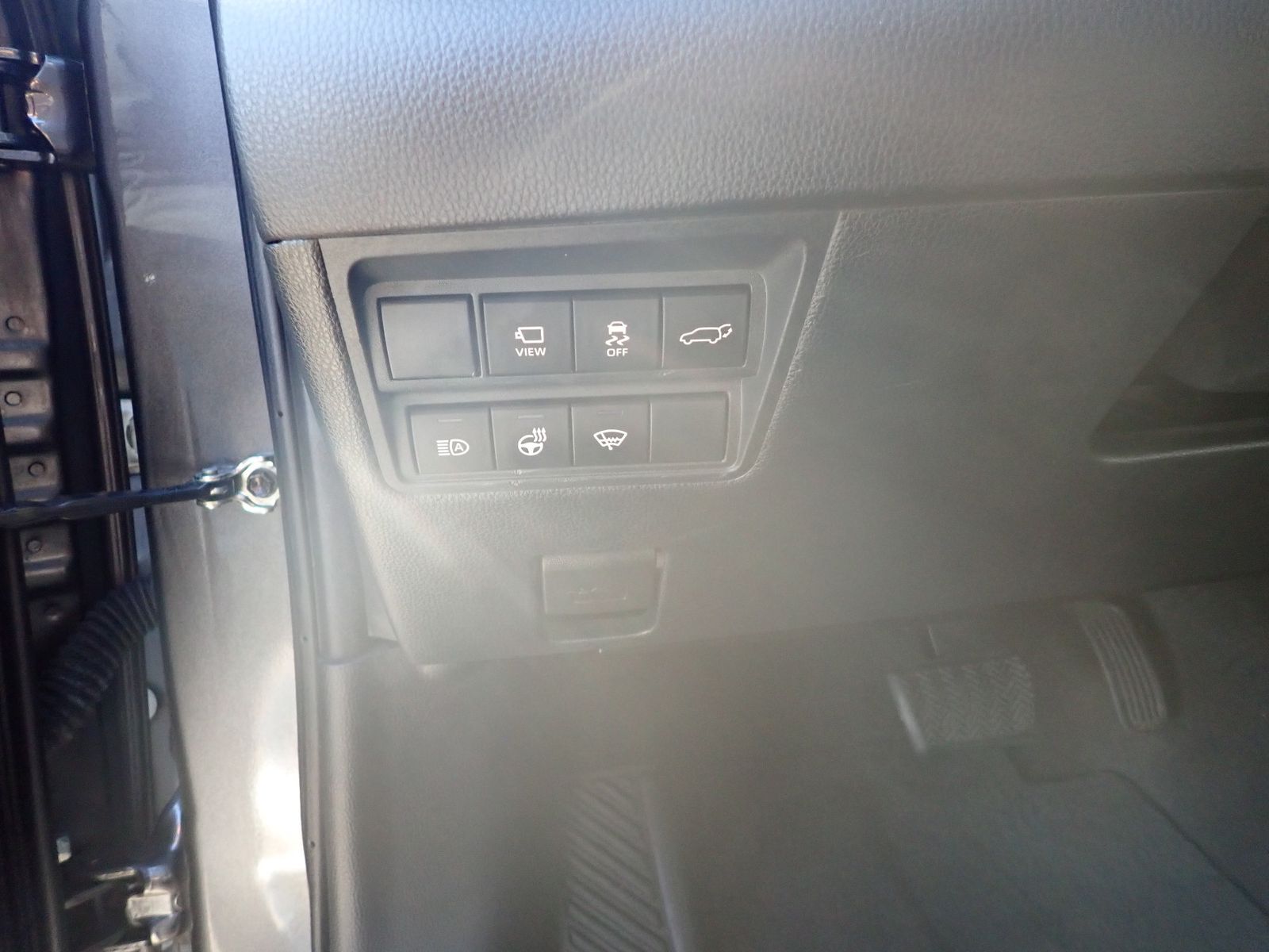 Fahrzeugabbildung Toyota Yaris Cross Hybrid FWD Elegant