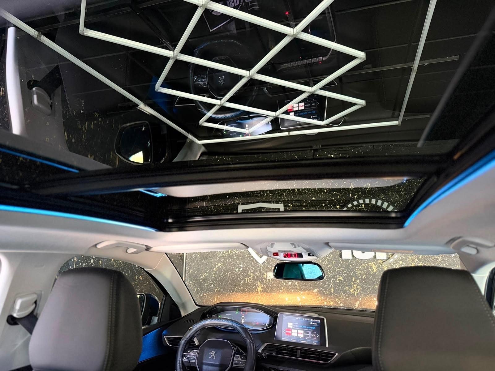 Peugeot 3008 Allure/2HND/PANO/SHZ
