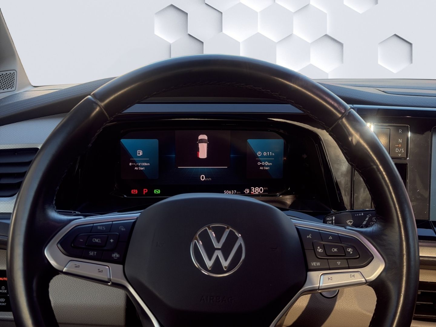 T7 Multivan Basis 2.0 TDI 110kW MatrixLED PanoDa