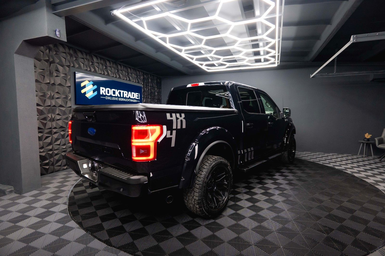 Fahrzeugabbildung Ford F150 3.5L V6 4x4 Offroad RAPTOR LARIAT LaChanti