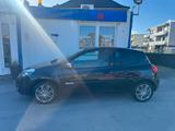 Renault Clio III Night and Day - Renault Clio: Night Day