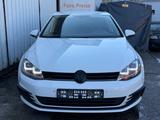 Volkswagen Golf VII Lim. Comfortline*GOLF R/GTI Optik* - Volkswagen Golf mit Benzin-Antrieb: Weiß, Kleinwagen