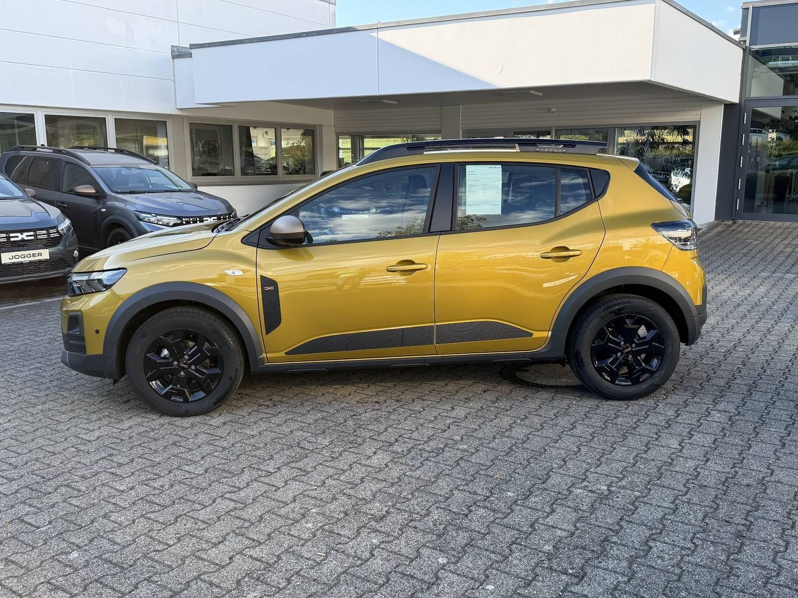 Fahrzeugabbildung Dacia Sandero Stepway Extreme TCe 110
