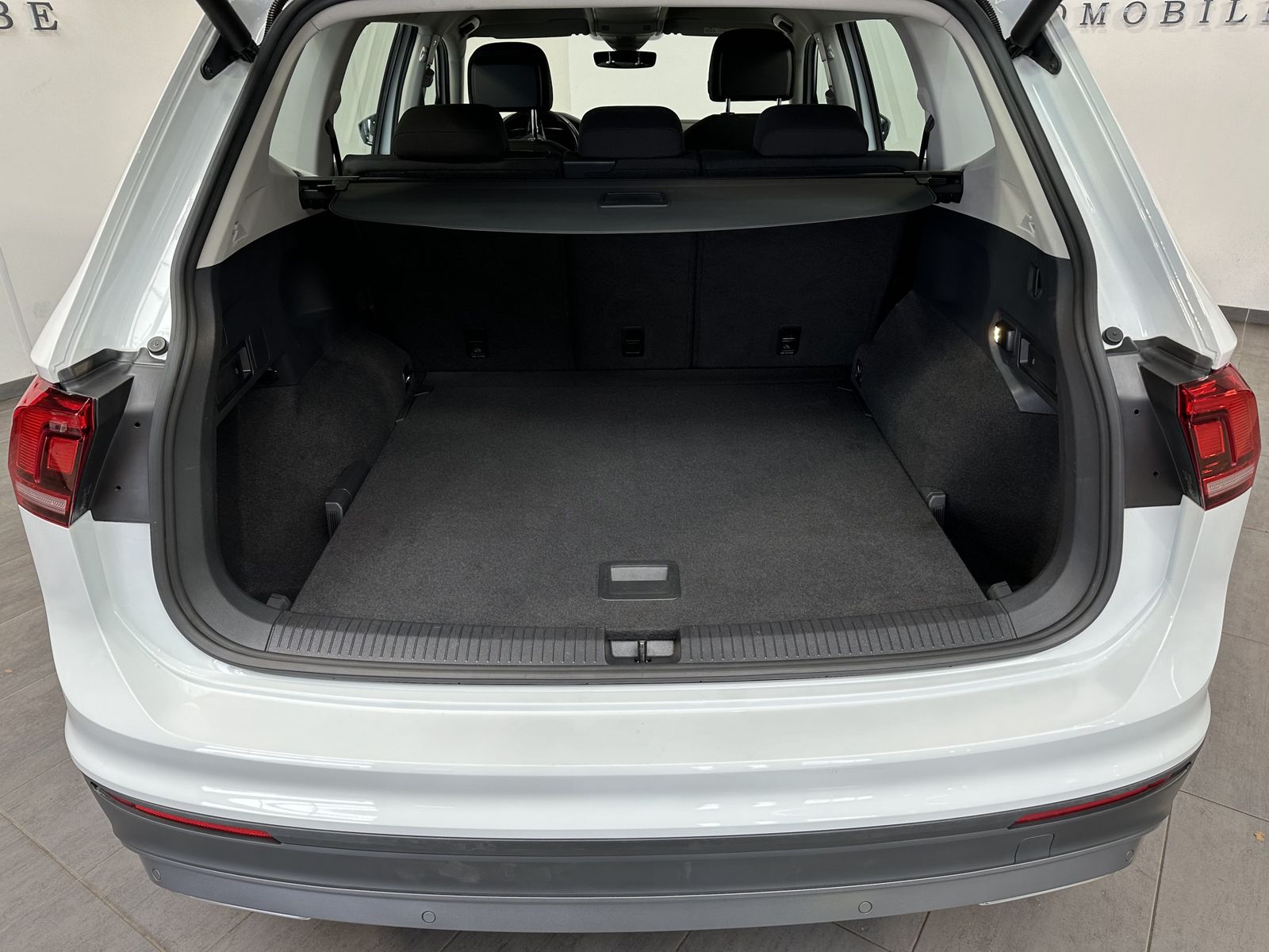 Fahrzeugabbildung Volkswagen Tiguan Allspace 2.0 TDI DSG 4M CL NAV+ACC+KAMERA