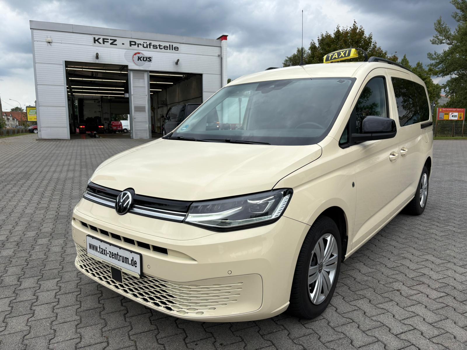 Volkswagen Caddy Maxi Taxi Mietwagen Kamera 7 Sitzer Klima